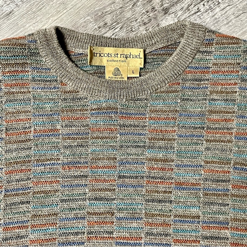 Vintage 1990s Tricots St. Raphael Textured Merino Wool 3D Knit Crewneck Sweater - Picture 4 of 11